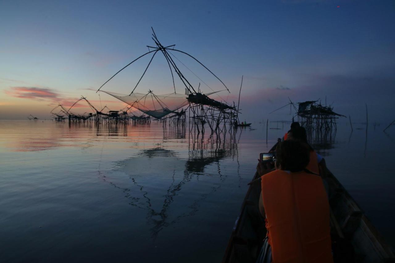 Wetlandcamp บ้านชายเล Phatthalung Ngoại thất bức ảnh